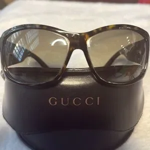 Gucci | Accessories | Gucci Sunglasses Gg 2592s Made In 